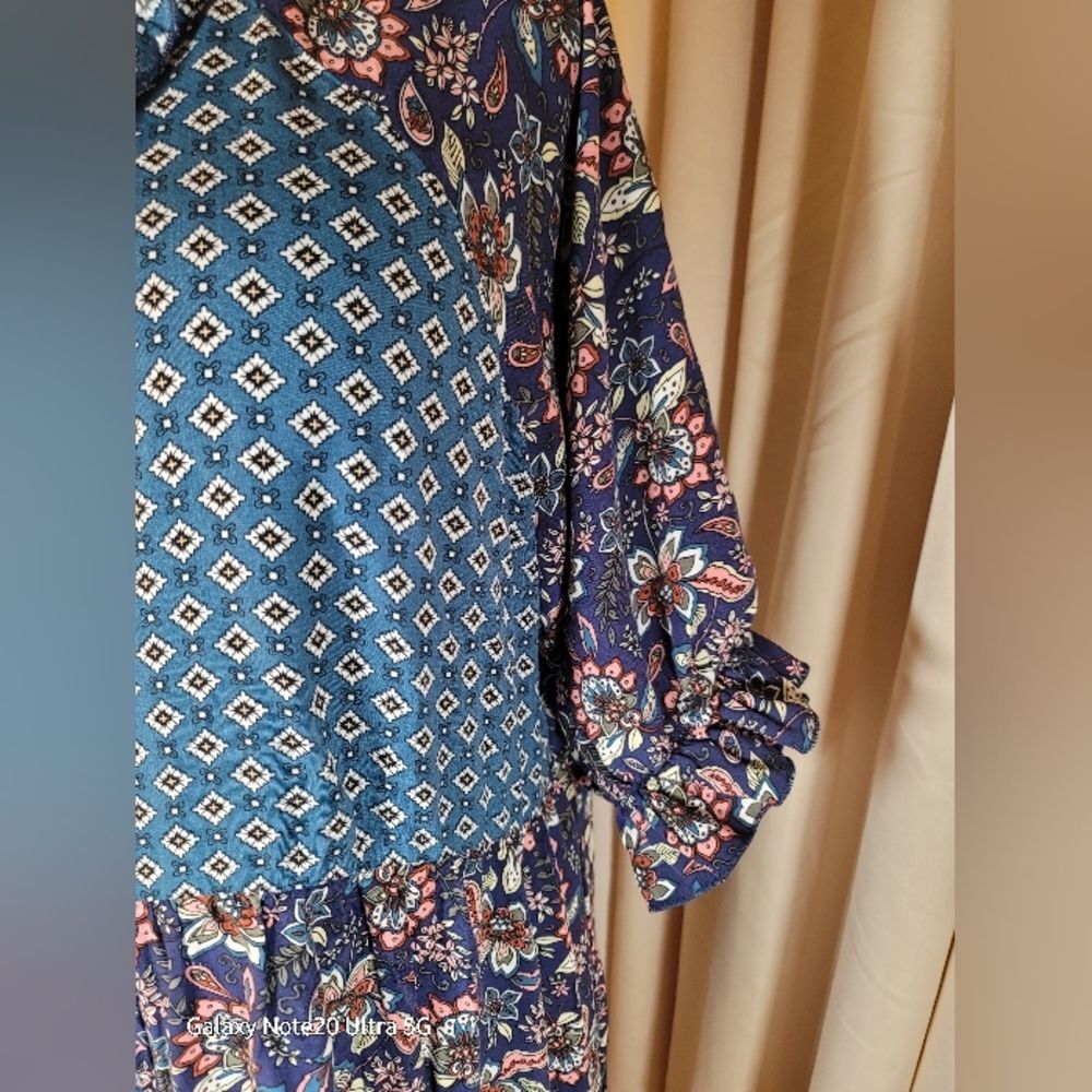 0882. Suzanne Betro ~ Bohemian Beauty ~ Perfect w/ Leggings and Boots! - Picture 12 of 12